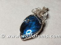 (image for) Labradorite Pendant with deep blue flash