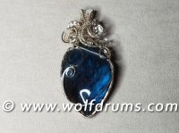 (image for) Labradorite Pendant with deep blue flash